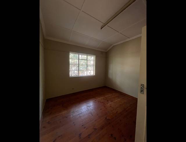 3 BEDROOM HOUSE TO LET IN OVERPORT